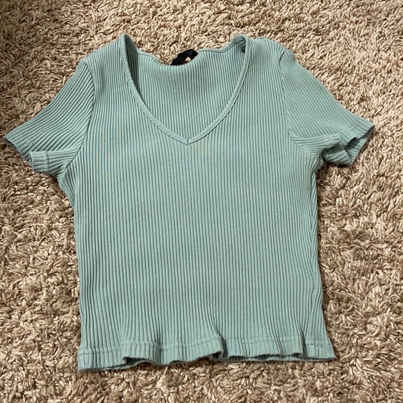 Womens SHEIN green/seafoam colored v neck crop top - Picture 1 of 1